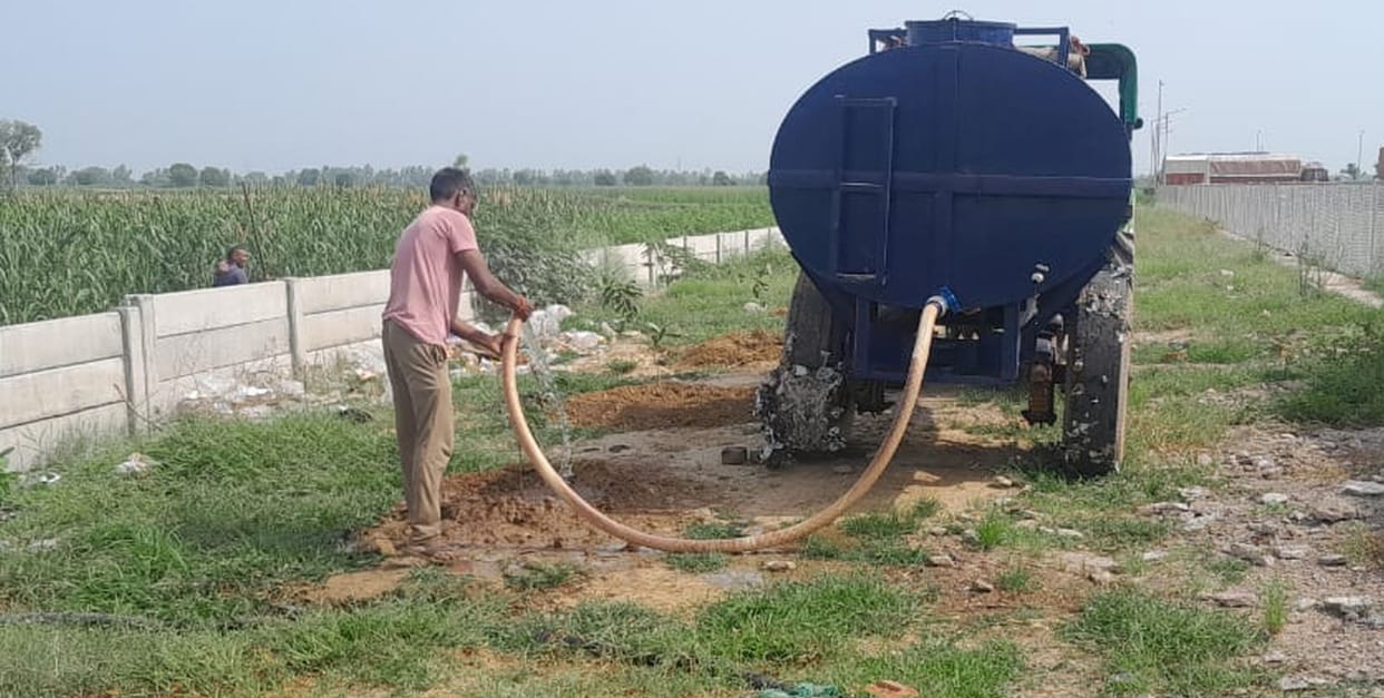 When monsoon betrayed, 75 thousand plants dried up, saved by irrigating them with tanker