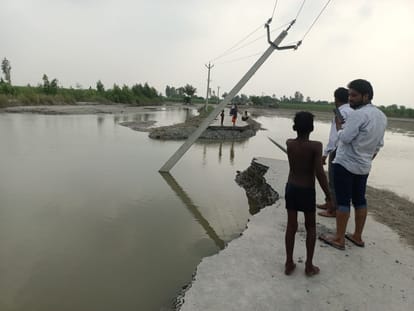 Four year old innocent dies due to vomiting and diarrhea in flood affected area