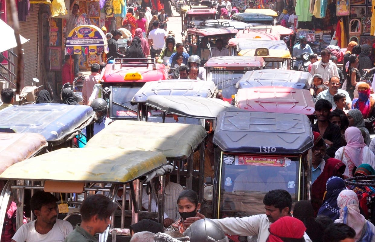 Two thousand e-rickshaws running without registration
