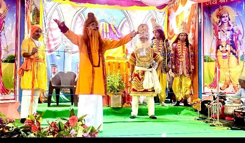 Devotees reaching from far and wide to hear Bhagwat Katha