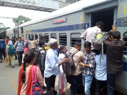 Woman dies due to bike collision on National Highway