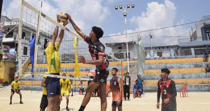Vollyball match in pithoragarh