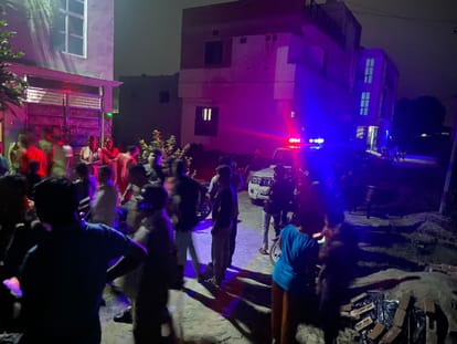 Seven lakh rupees stolen from a locked house in Green City Colony