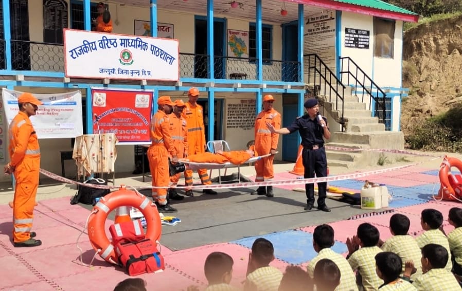 Students of Jallugran learned disaster management