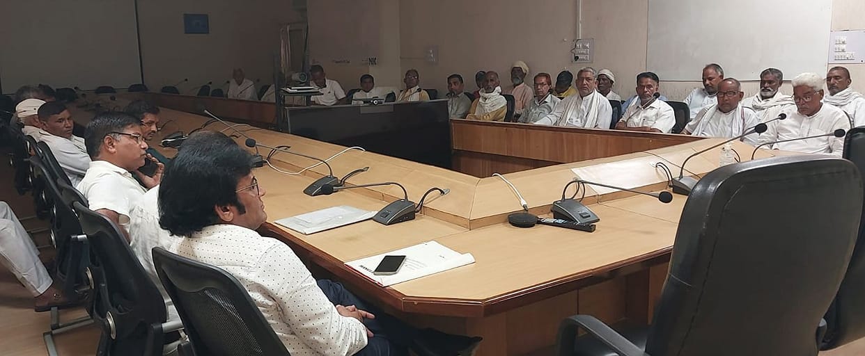 Both sides agree to build Kabir Chowk in the middle of the road