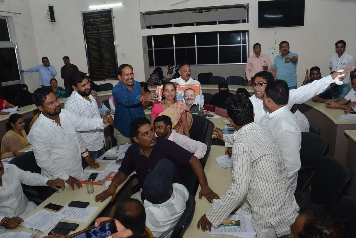 EO said numbers and passed 48 proposals worth Rs 20 crores