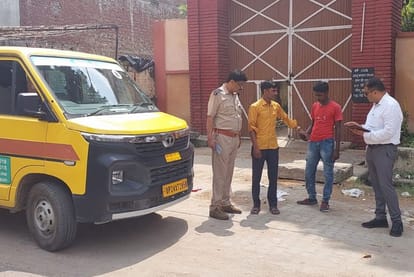 Children were sitting more than their capacity, driving] license