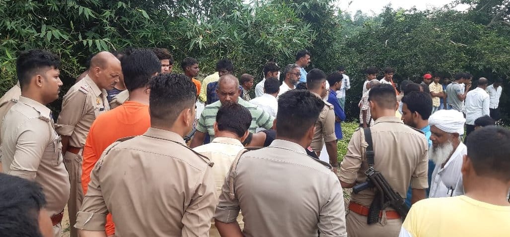 The dead body of the son of the District President of Lekhpal Sangh was found immersed in the Sai river.