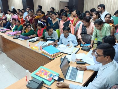 250 candidates appeared in the interview for 38 posts in Kasturba schools