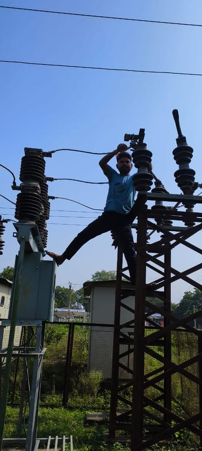 Claim of providing 24 hours electricity, but it was not available even for 18 hours