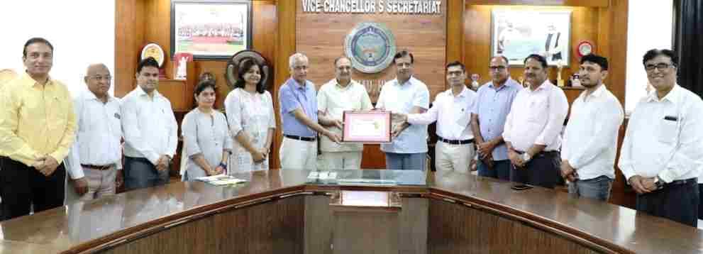 Best Award to Mustard Research Center of HAU