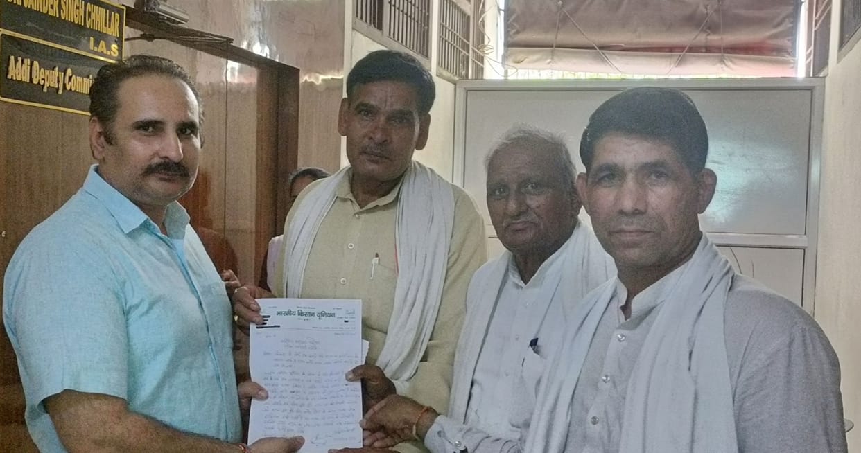 Accused of substandard construction material, raised demand for reconstruction of the road