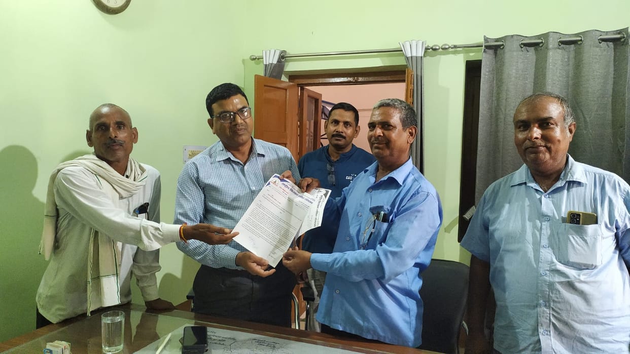 Farmers should be paid from the share capital of sugarcane committee