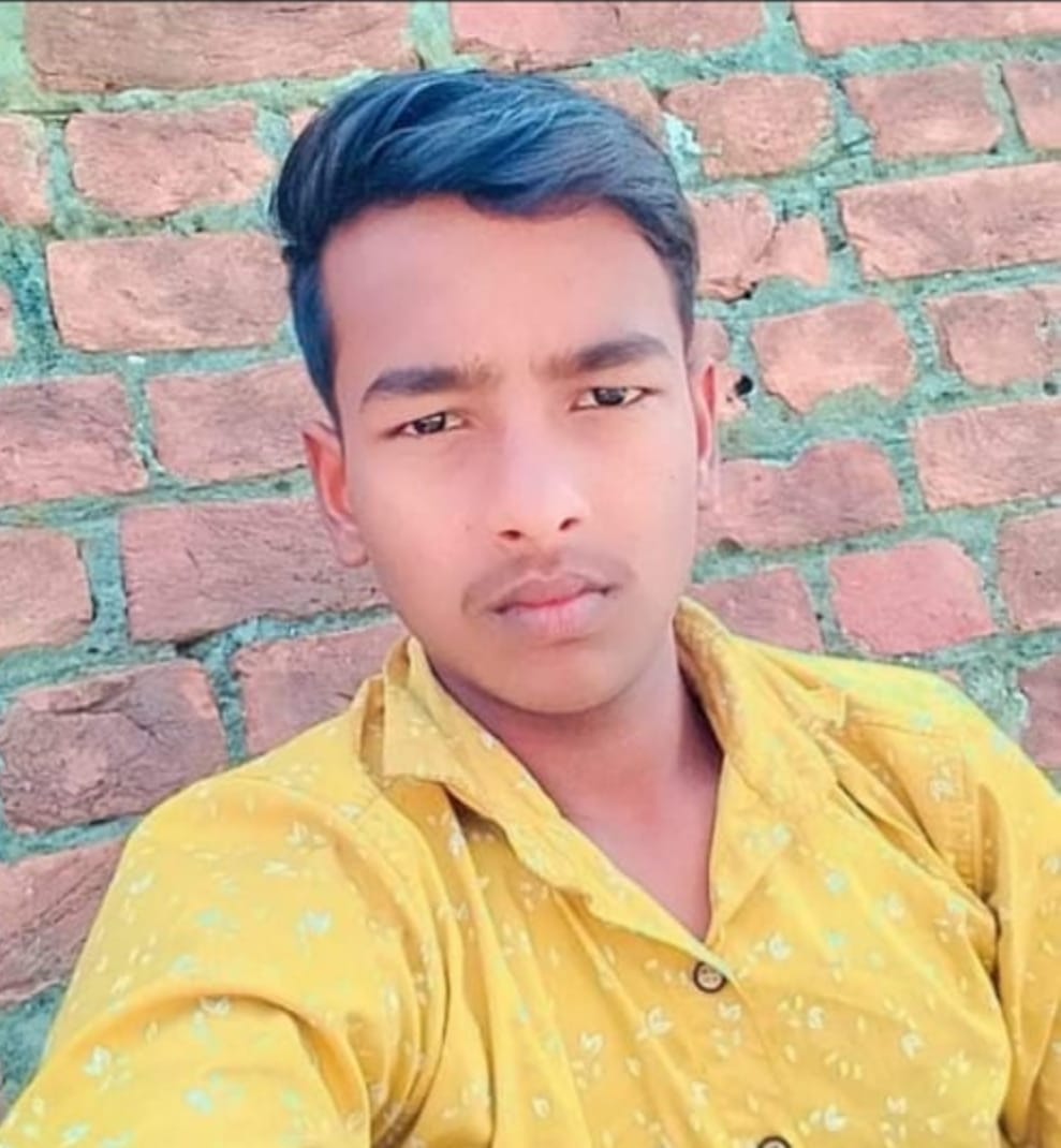 Teenager dies due to electrocution, sister scorched to save her