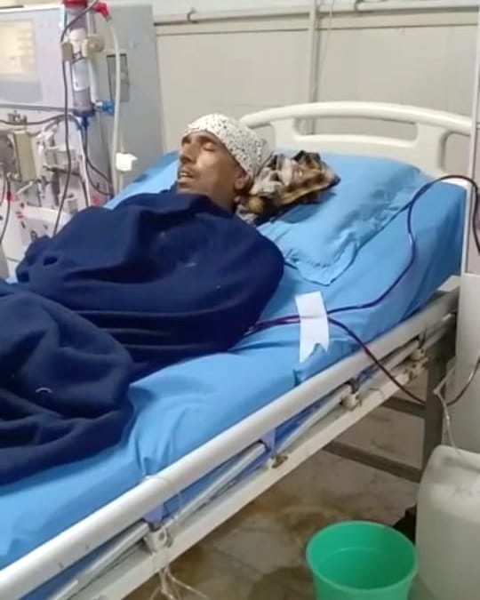 Both husband's kidneys are damaged, BPL family needs help.