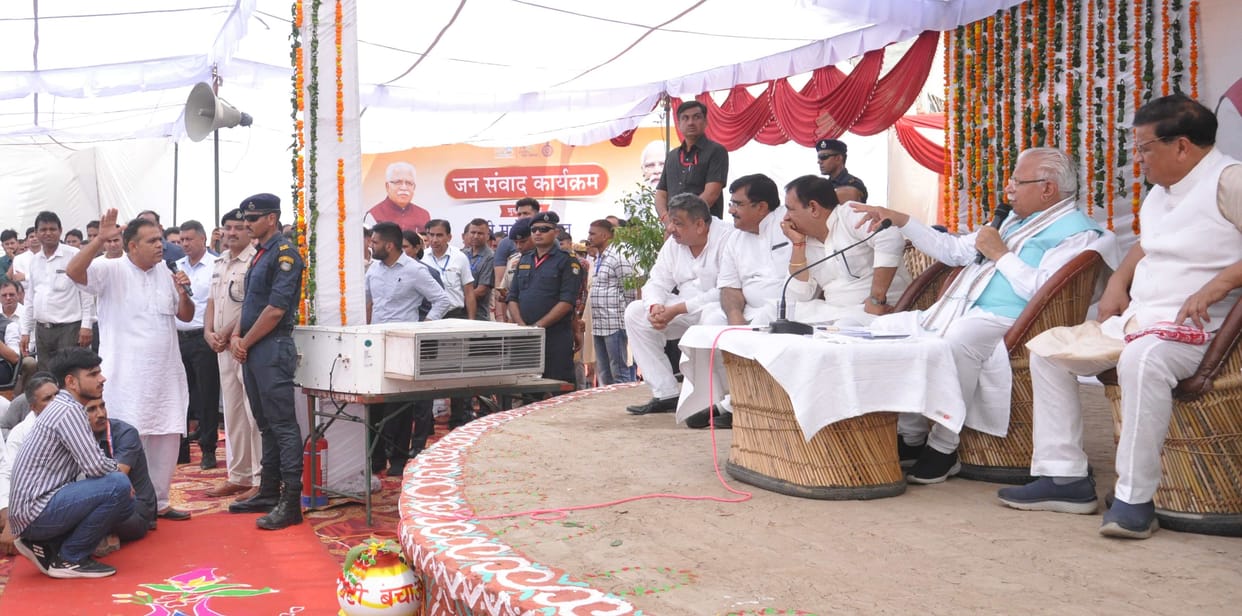 Jan Samvad: Municipal Commissioner said - Will complete the work of Amrit Yojana in 6 months, CM said - If the work is not started in a month then I will see.