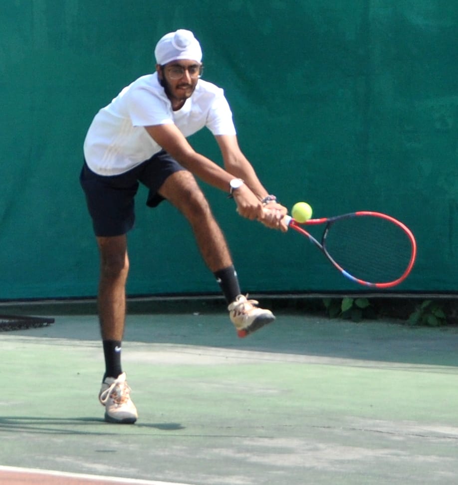 Ranbir and Shishank win in tennis competition