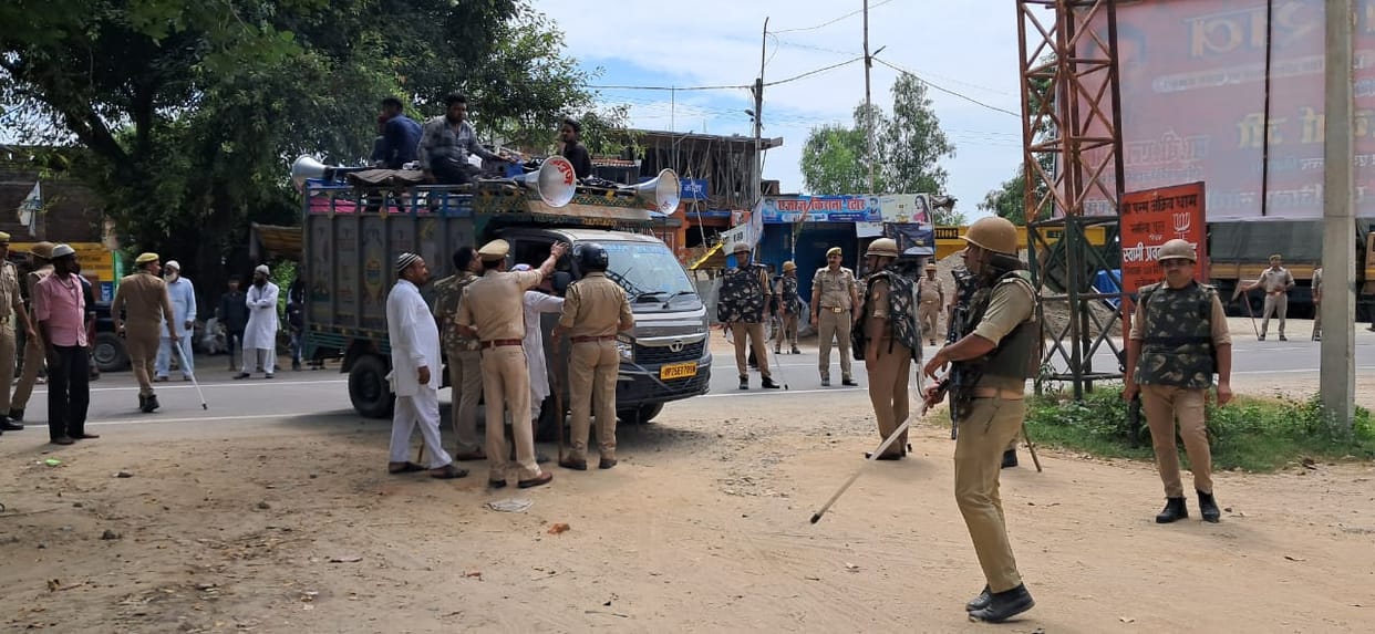 A procession of Tajis was taken out from Khamaria bridge amid tight security.