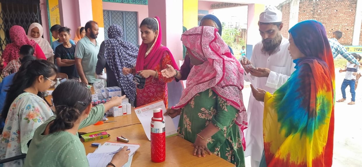 250 children and staff checkup done in miserwala school