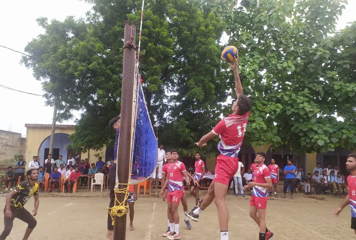 Sultanpur won three volleyball matches