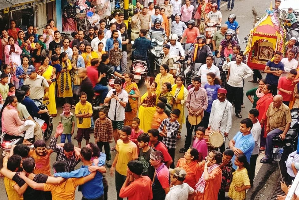 Grand procession of Shri Krishna taken out in Bageshwar