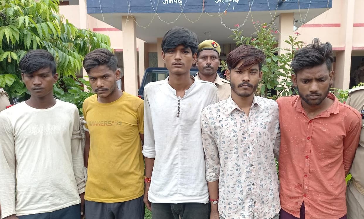 Five criminals arrested before theft and robbery