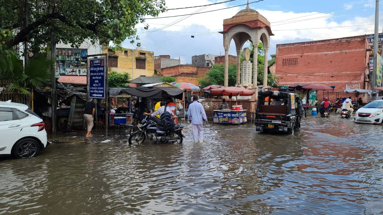 8 mm rain brought relief from heat, waterlogging increased the problem