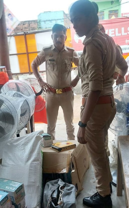 Fake branded equipment and cables recovered from electronic shop, shopkeeper arrested