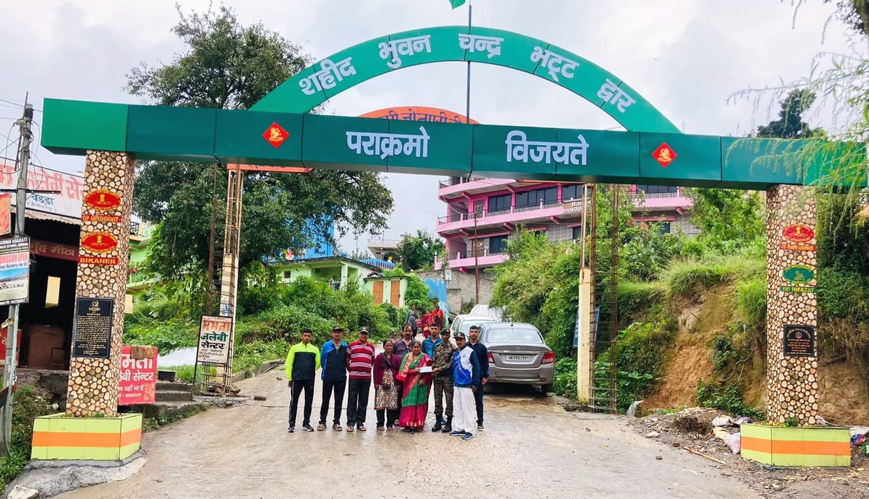 Entrance gate ready in memory of martyr Bhuvan Chandra Bhatt