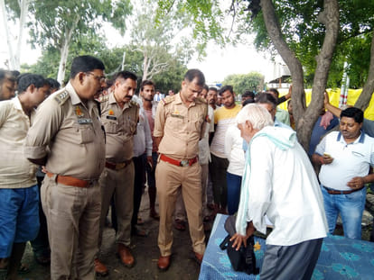 Miscreants looted piggy bank from businessman's agent