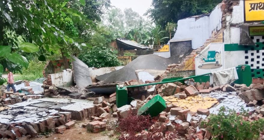 School room collapsed in rain, incident postponed due to holiday