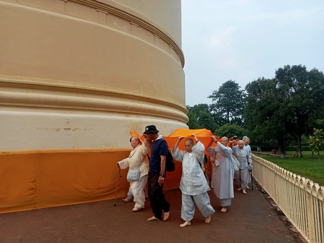 Foreign tourists performed special puja for world peace