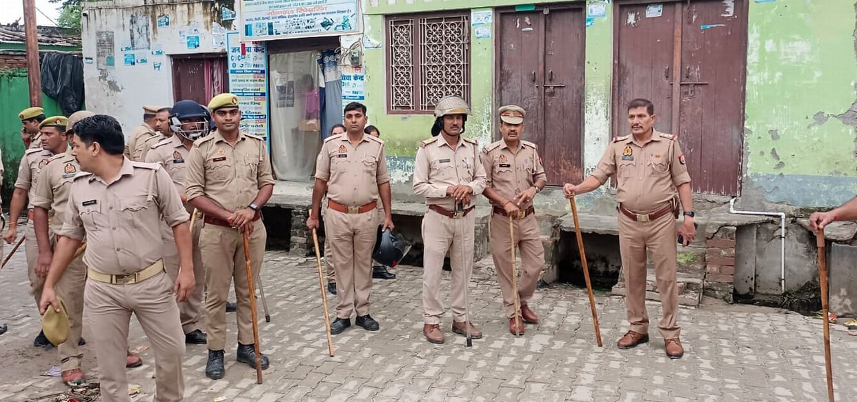 Police raids in search of those who looted Insas rifle