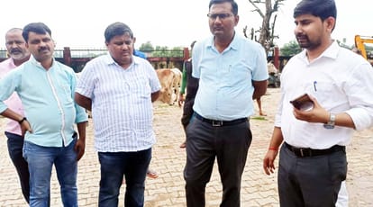 SDM inspected Kanha Animal Ashram site