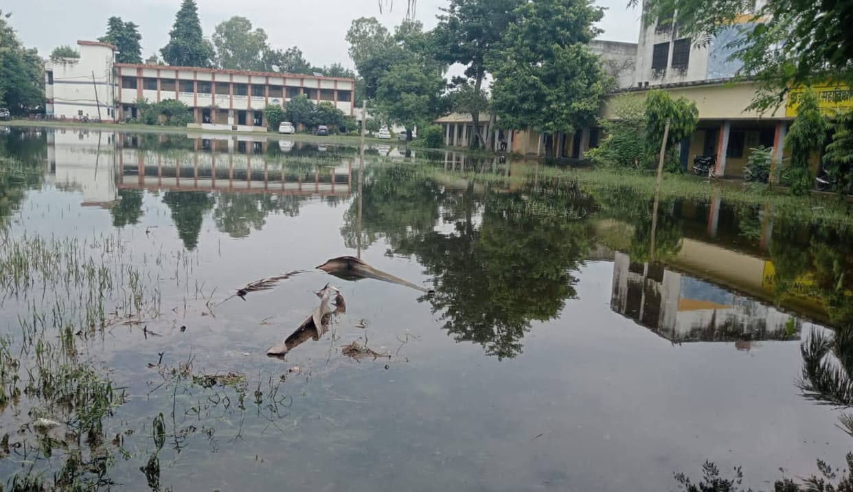 Flowting water in GIC gadarpur