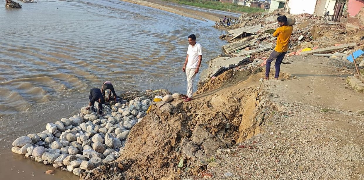 Flood control in kashipur