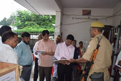 No one should enter the warehouse without identity card: DM