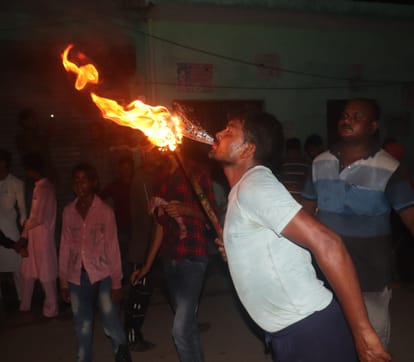 Chehallum: Youth demonstrated spitting, fired balls of fire from mouth