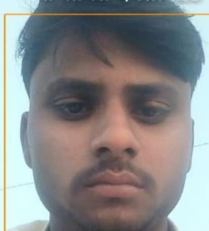 Controversy over uploading objectionable photos, jam at intersection