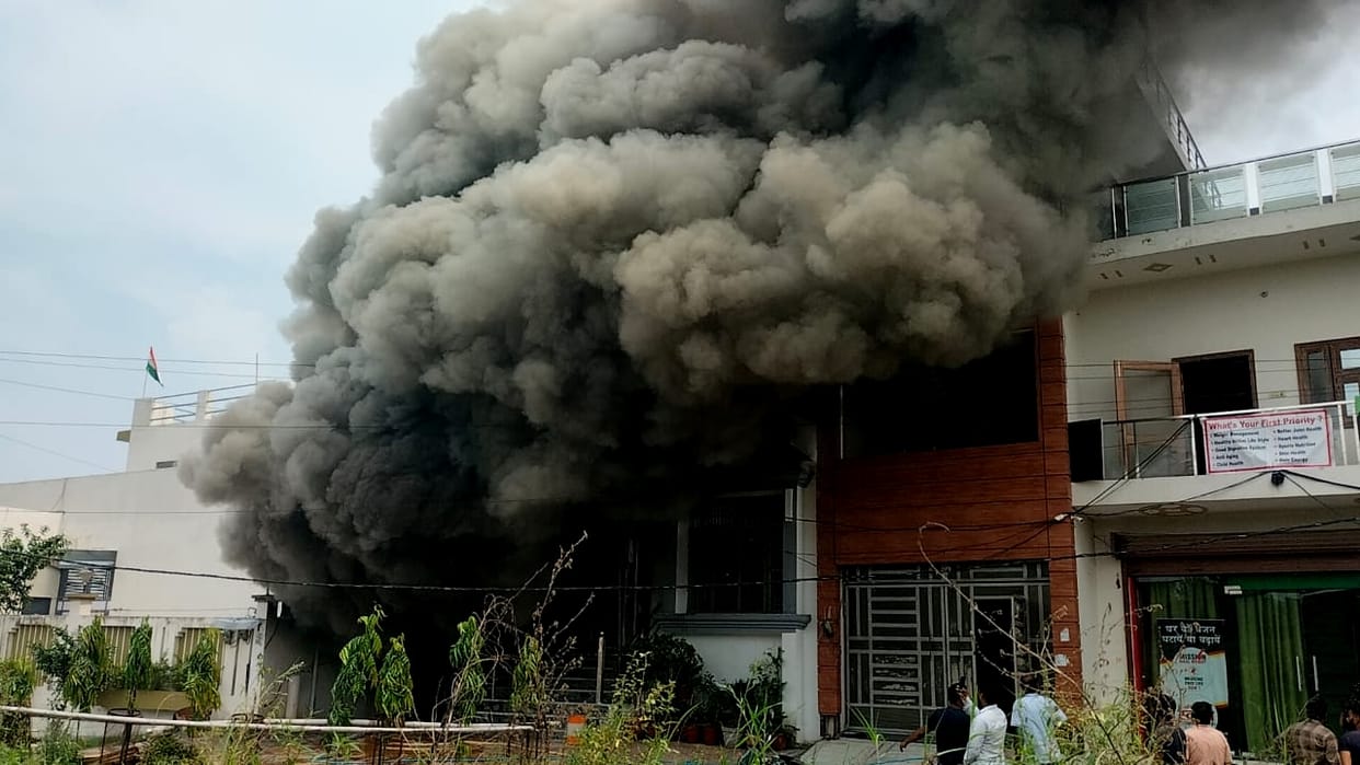 Fire broke out in the warehouse of Sagar Cooler and Safe Industries