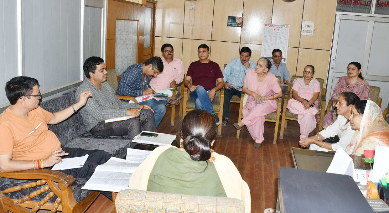 shopping complex and parking will be built in hamirpur