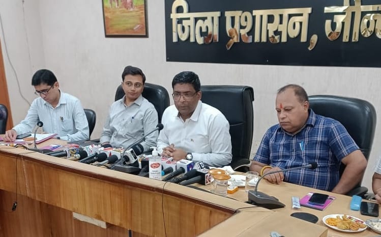 Sant Kabir Chowk will not be built in the middle of Rohtak Road