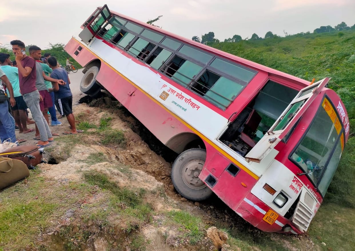 Bus overturns in ravine due to steering failure, six injured