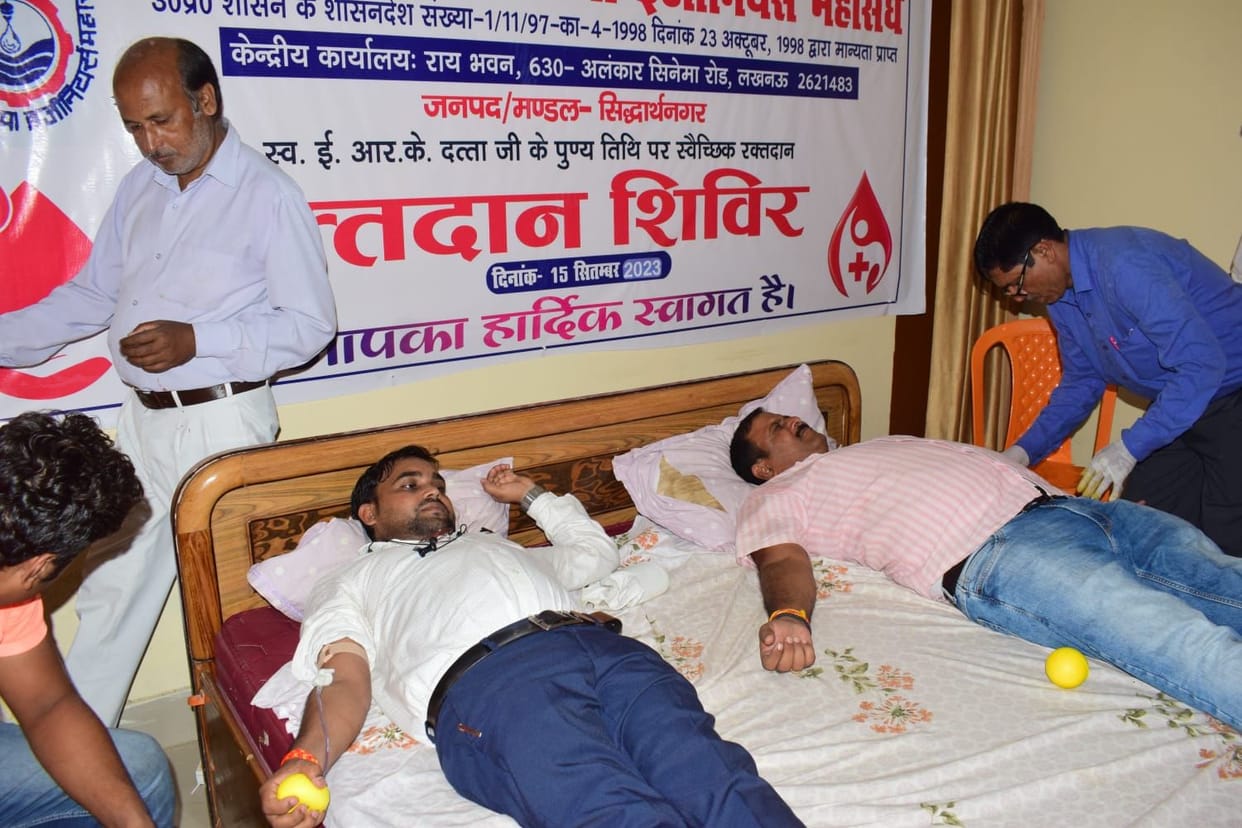 Blood drought reduced in blood bank due to blood donation by engineers
