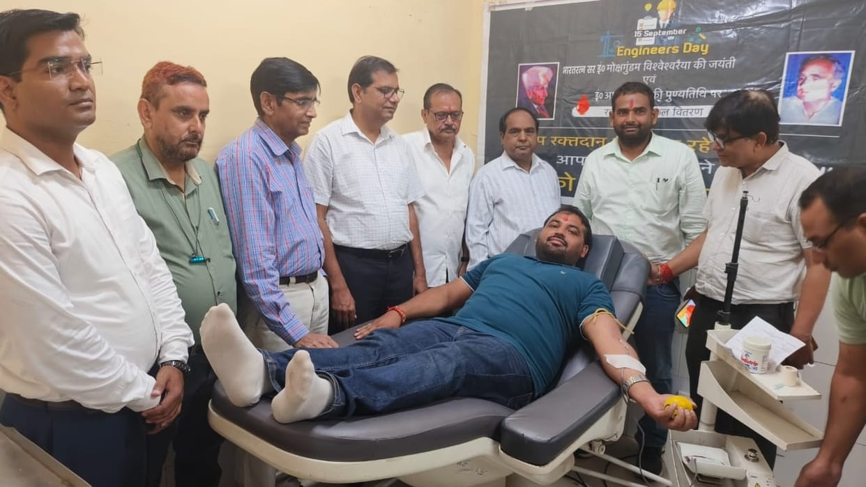 Engineers give concrete shape to the vision of scientists: In Rathin Sinha