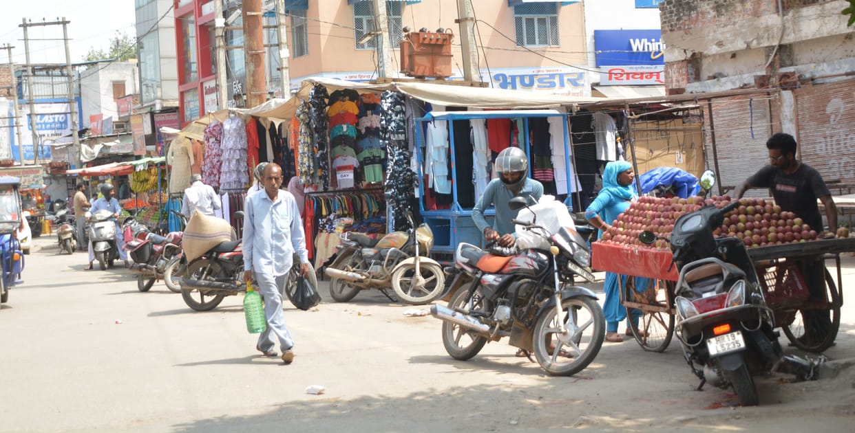 Street vendors will be shifted from the market, all facilities will be available at the new place