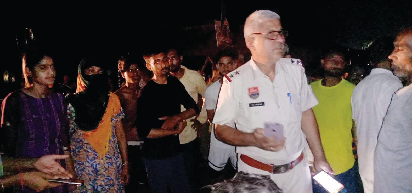 People created a jam and power supply was restored after 30 hours.