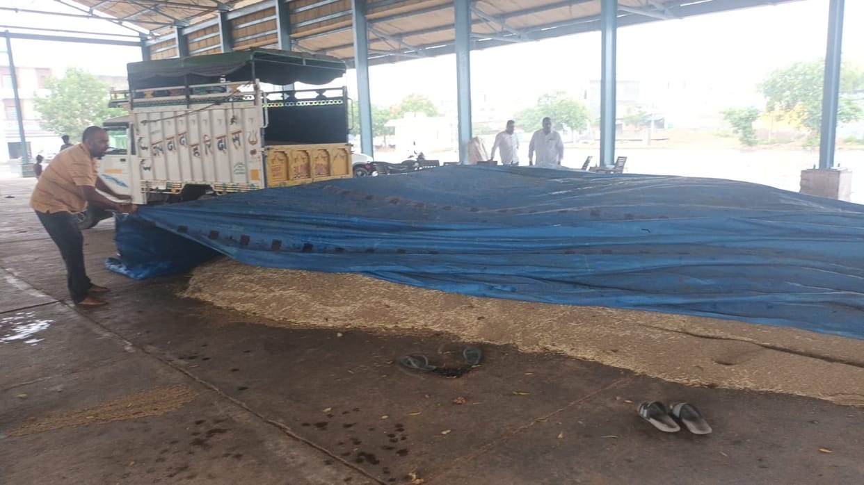Farmers forced to sell millet at Rs 650 less than fixed price