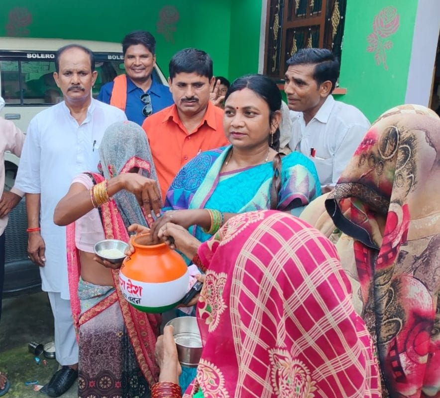 MLA Salona collected soil and intact