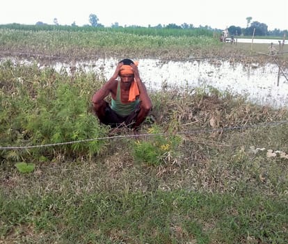 When the water level decreased, the mud increased the difficulty.